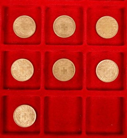 null 7 pieces of 20 Swiss Francs in gold. Type Helvetia. 1912 - 1914 - 1918 - 1935...