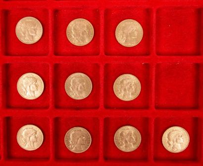 null 10 pièces de 20 Francs en or. Type Coq.
1906 - 1910 - 1913 - 1914 (7)