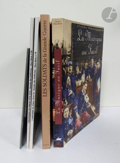 null [1re Guerre mondiale]
5 ouvrages : 
- Deux hors-séries de la Gazette des uniformes....