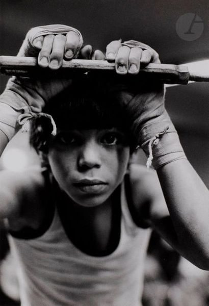 null Martine Barrat (1943)
Gleason Gym, New York, 1981. 
Papo Angel Morales attend...