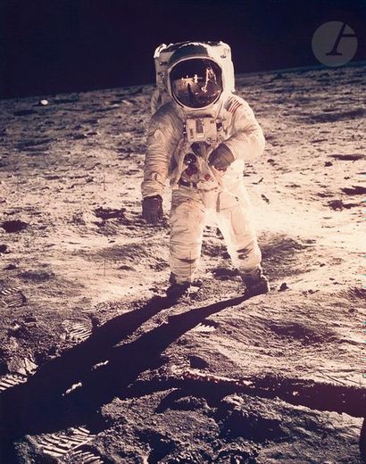 null NASA - Neil Armstrong 
Apollo 11, 20 juillet 1969. 
Buzz Aldrin sur le sol lunaire.
Épreuve...