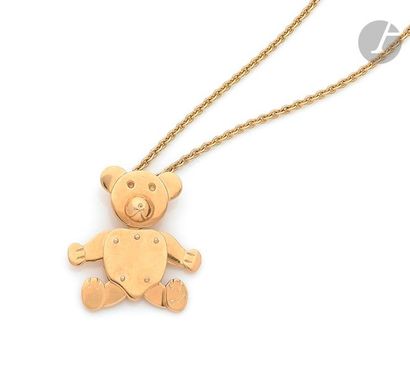 null POMELLATOPendant
in 18K gold (750), Orsetto model representing a teddy bear,...