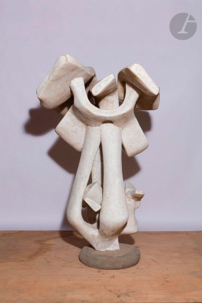 null Roger DESSERPRIT (1923-1985)
Composition - Sculpture, vers 1980
Ciment, terre...