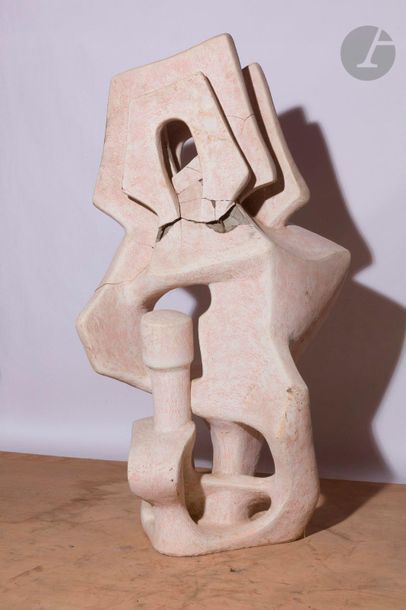 null Roger DESSERPRIT (1923-1985
)Composition - Sculpture
,

1971Cement,

terracotta...