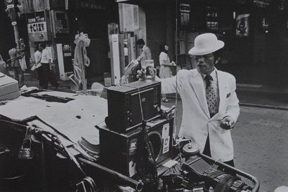 Takanashi, Yutaka (né en 1935) Tokyo-Jin (Tokyoites). Shoshi Yamada, Tokyo, 1983....