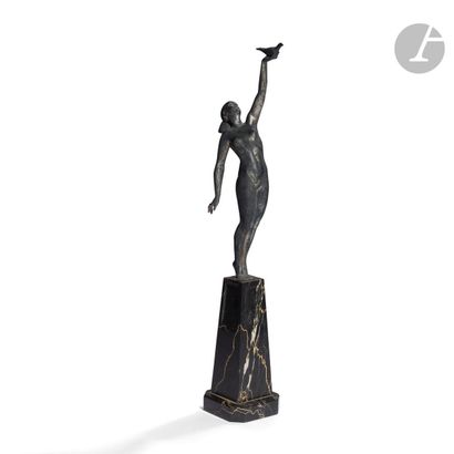 null PIERRE LE FAGUAYS (1892-1962)
Message of love
Sculpture. Épreuve en bronze initialement...