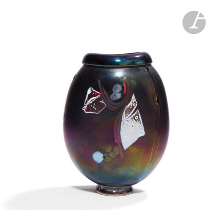 null ROBERT PIERINI [French] (born 1950
)Large blown glass vase on heel with hemmed...