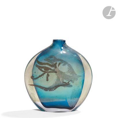 null NICOLAS MORIN [French] (born in 1959
) Blown glass vase of flattened form with...