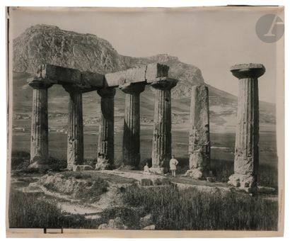 null Maison Adolphe Braun 
Grèce, c. 1890.
Acropole de Corinthe. Temple d’Apollon.
Deux...