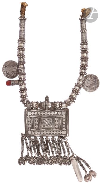 Important collier talismanique, Oman, XIXe siècle...