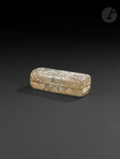 null Rare glass pen box, Iran, Syria or Fatimid Egypt, 10th-11th
centuryClear colourless...