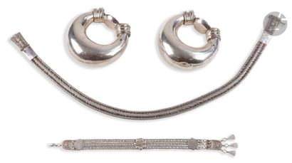  Importante paire de bracelets de cheville, Inde, Rajasthan, XXe siècle En argent,...