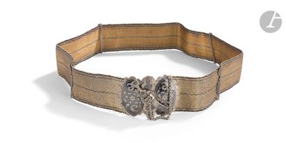 Caucasian beltBuckle and loops in silver...