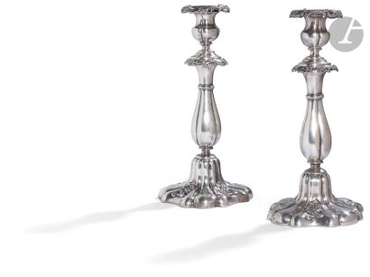  Paire de chandeliers en argent. Odessa 1850 Poinçons : 84, Odessa 1850, essayeur...