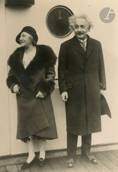 null Photographe de presse
Albert Einstein, 1927-1933 
Le scientifique et son épouse...