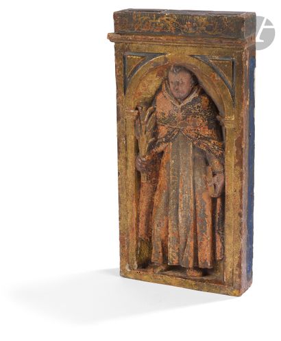 null Panneau en bois sculpté, polychromé et doré représentant saint Dominique dans...
