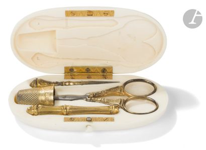null Princess Margaret of Sweden.
Oval sewing set, in ivory, with the number "M"...