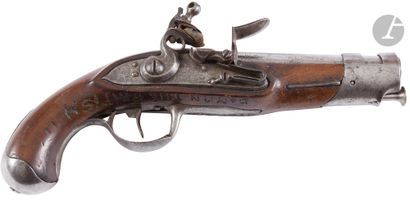 null Pistolet de maréchaussée modèle 1770 à silex.
Canon rond à méplat au tonnerre...