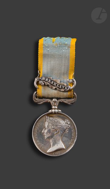 null GRANDE-BRETAGNE 
CRIMEA MEDAL 
En argent, par Wyon Ruban à agrafe anglaise «...