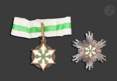 null SYRIAN 
ORDER OF MERIT SYRIANOUS M
EMBERSHIPS 

Grand Officer

's 
set,
exceptional...