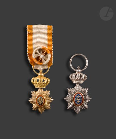 null CAMBODIA 
ROYAL ORDER OF CAMBODIA 
Two miniatures: 
- knight. In silver. Gross...