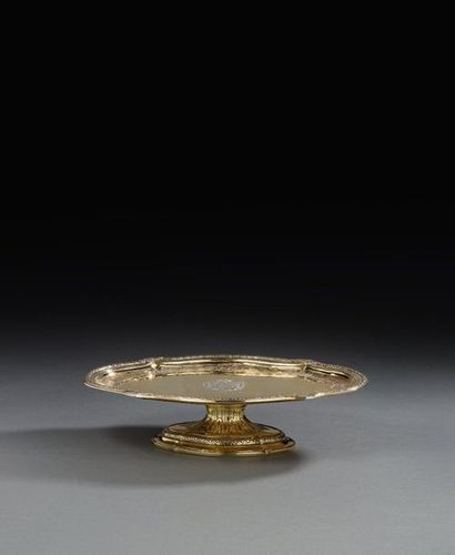 null STRASBOURG 1757 - 1784
A tazza in vermeil
Hard to identify the maker’s mark