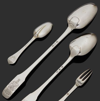 null BAYONNE AVANT 1757
A basting spoon in silver
Master silversmith: Pierre DELANNE...