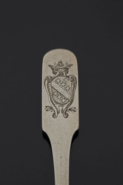null MONTPELLIER PROBABLEMENT 1678
Cuiller à olive en argent modèle uniplat, la spatule...