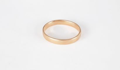 null 
Bracelet ouvrant en or rose 18K (750).




Longueur : 17 cm environ.




Poids...