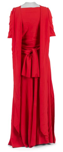 null Madeleine VIONNET

Robe longue en crêpe rouge avec son dessous en soie rose,...