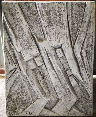 null Roger DESSERPRIT (1923-1985)

Composition, vers 1961

Bas-relief en ciment.

Monogrammé...
