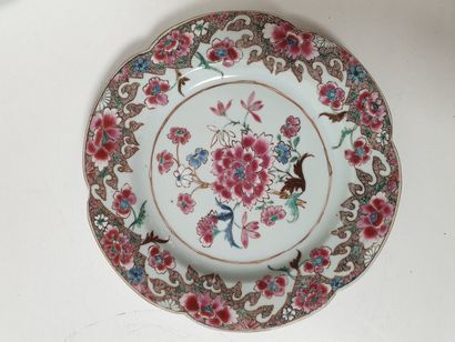 null CHINE, Compagnie des Indes, XVIIIe siècle
Paire d'assiettes en porcelaine polychrome...
