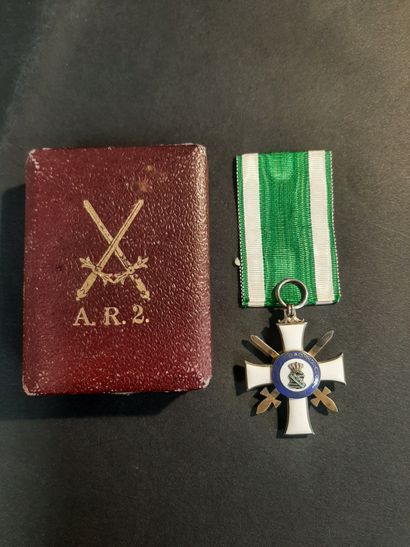 null ALLEMAGNE – SAXE 
ORDRE D’ALBERT LE VALEUREUX 
Croix de chevalier de 2e classe...
