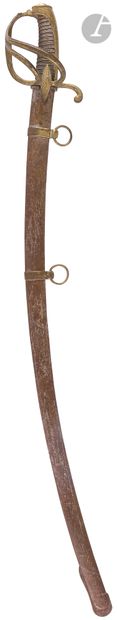 null Light cavalry officer's saber à la chasseur.
Handle covered with basane with...