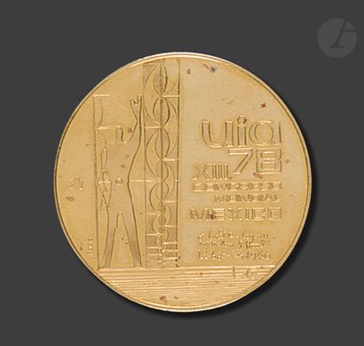null XIIIth UIA WORLD CONGRESS (MEXICO 1978
) Gold medal (900/1000). 
35 mm - Net...
