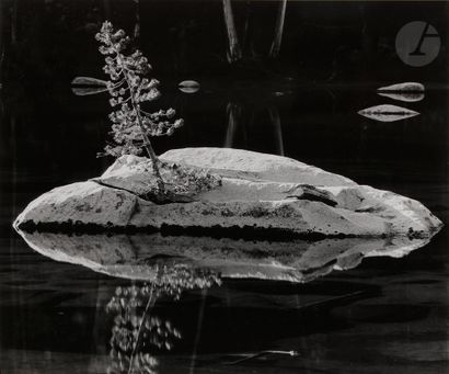 null Brett Weston (1911-1993)
Sierra Lake, 1971. 
Épreuve argentique (c. 1980), contrecollée...