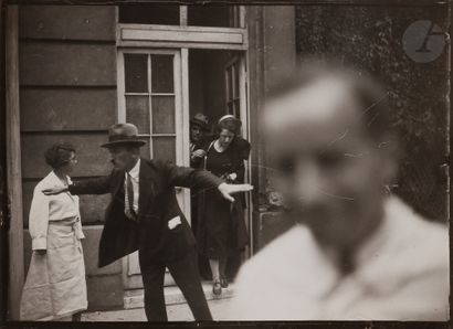 null Photographe non identifié
Violette Nozière nue, noël 1932.
Épreuve argentique...