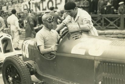null 
Charles Delius (1877-1962) 



Grands Prix, 1931-1935. 



Monaco, 1931. Tazio...
