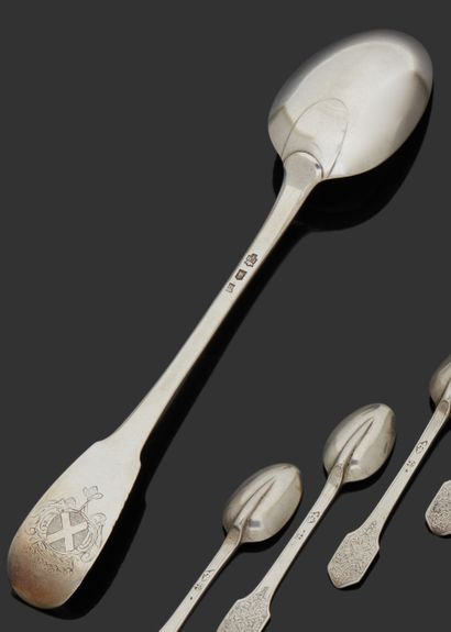 null REDON FIRST HALF OF THE 18th CENTURY
Silver stewing spoon, single-flat model,...