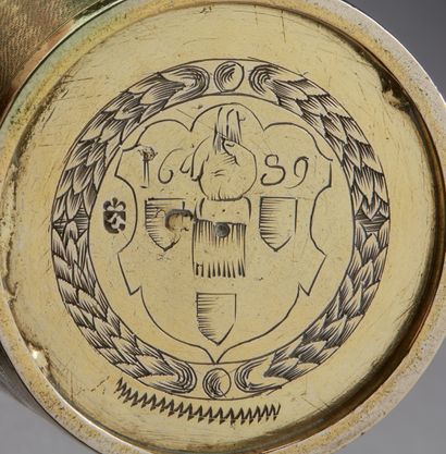 null STRASBOURG END OF THE 17th CENTURY
Magistrate's cup in vermeil with a "shark...