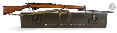 null Rifle MKI N° 2, calibre 22. 

Barrel with rise graduated to 20 of 63 cm. Breech...