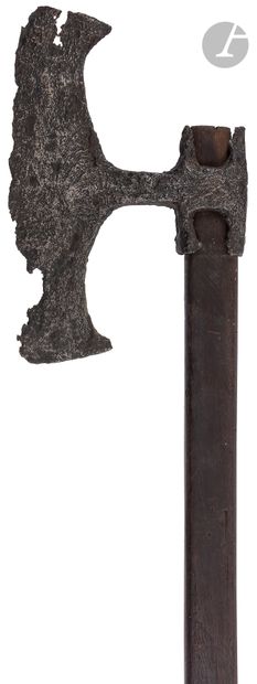 null Rare weapon axe iron with strong cutting edge, with flat back cut on "H" socket.

Mounted...