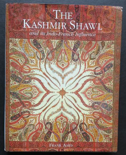 null [TEXTILE - CACHEMIRE]
Lot de 8 ouvrages sur le cachemire.

*The Kashmir Shawl...