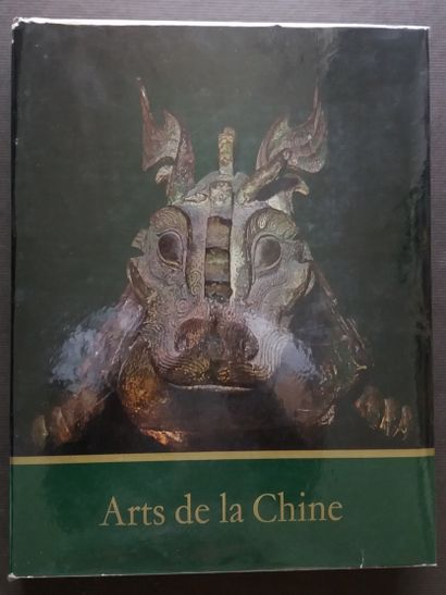 null [ARTS DE LA CHINE]
Ensemble de 6 ouvrages sur la Chine.

*Cargaisons de Chine.
Porcelaines...