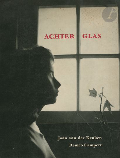 null VAN DER KEUKEN, JOHAN (1938-2001
)Achter Glas.
Uitgeverij C. De Boer Jr, Amsterdam,...