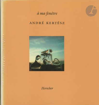 null KERTESZ, ANDRÉ (1894-1985
)A ma fenêtre.
Herscher, Paris, 1981,
In-8 (23,5 x...