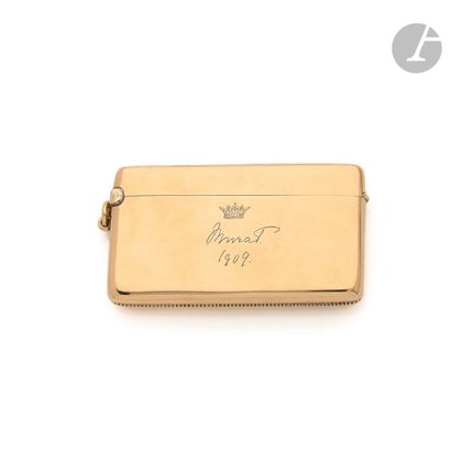 Matchbox in 9K gold (375), engraved with...
