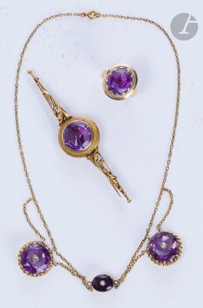 Suite of 3 jewels in 18K (750) gold set with...