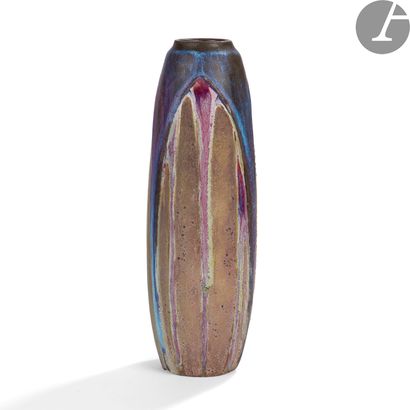 null RAOUL LACHENAL (1885-1956
)Ogives, unique pieceImportant
vase shell; the decoration...