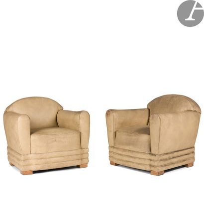 null 
JEAN PASCAUD (1903-1996)

Paire de fauteuils de type club entièrement (re)tapissés...